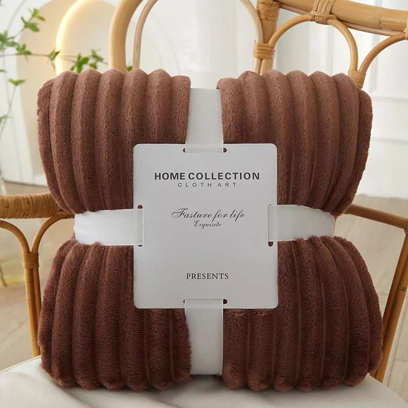 Norvo | Bred flanell fleece teppe med stripemønster