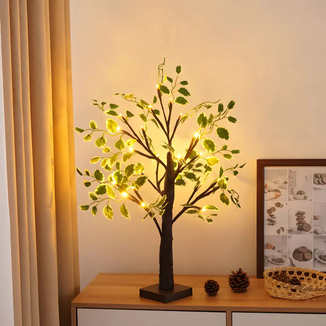 Norvo | Magisk BrightTree Bordlampe – Elegant Treedesign med Varme LED-Lys