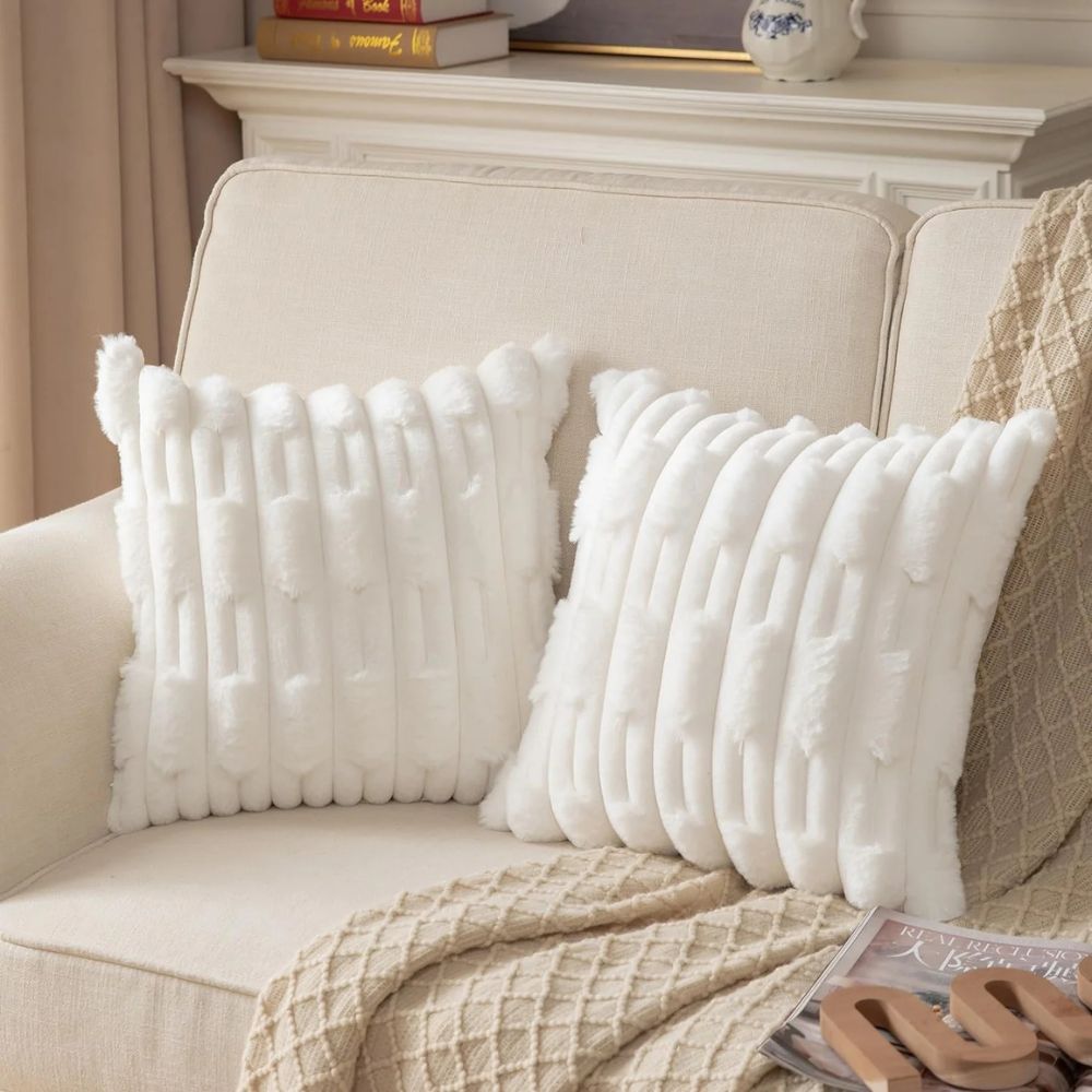 Norvo | Calm Weave Plush Cushion Cover