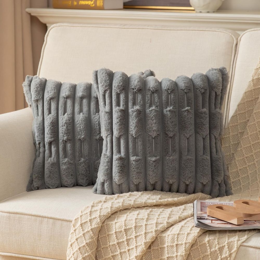 Norvo | Calm Weave Plush Cushion Cover