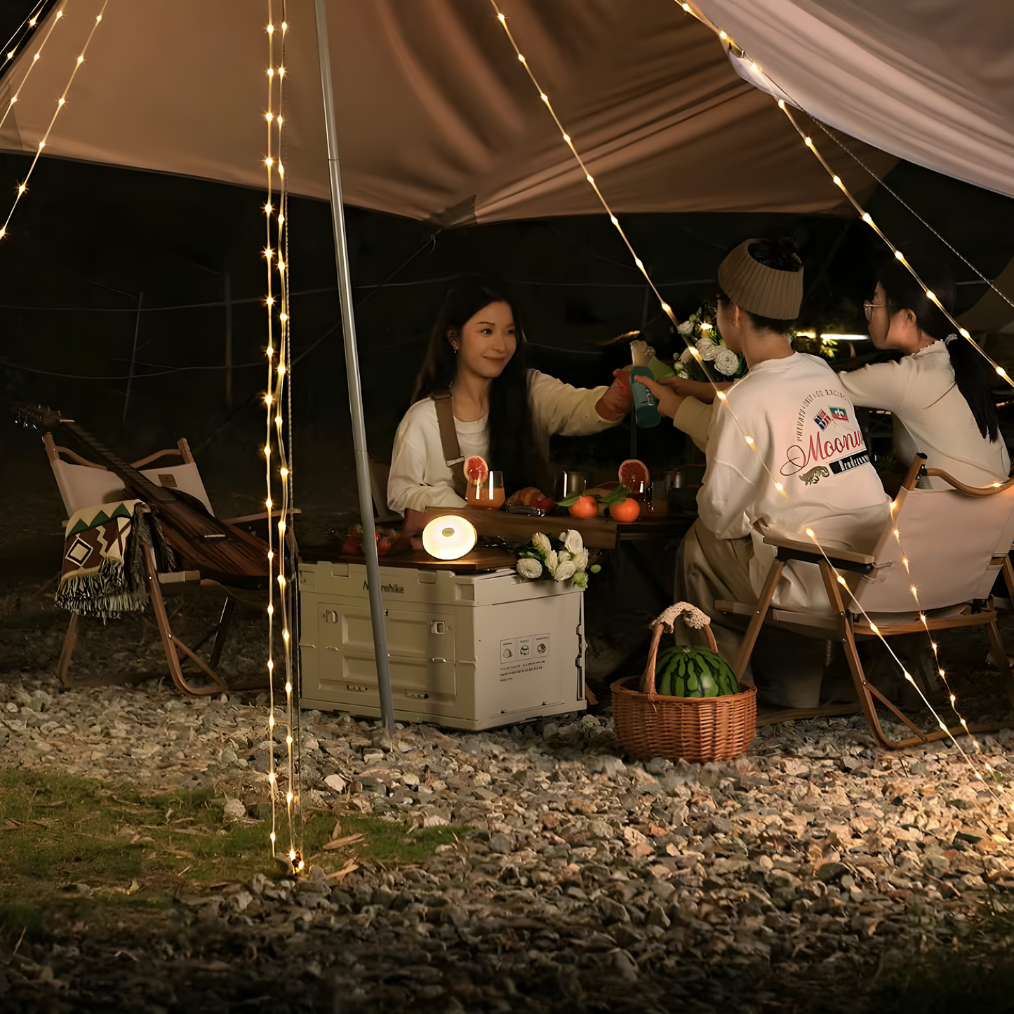 Norvo | CampBeam LED Utendørs Lyslenker – Oppladbare Vanntette Lys med Magnetiske Kroker & 5 Belysningsmodus