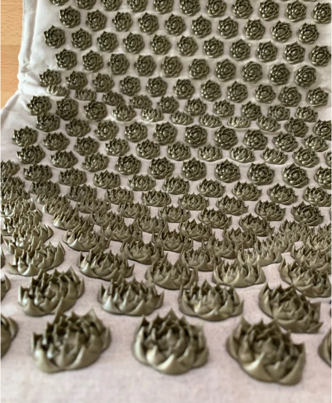 Norvo | Akupressurmatte med pute og 5500 trykkpunkter – Florapress avslappingssett