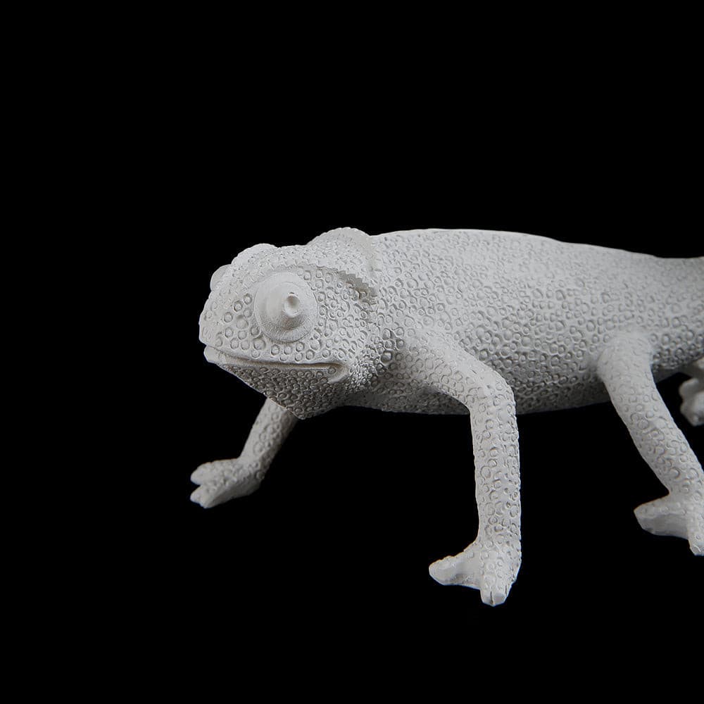 Norvo | CamouGlow – Harpiks Bordlampe med Sjarmerende Kamuflering Detalj