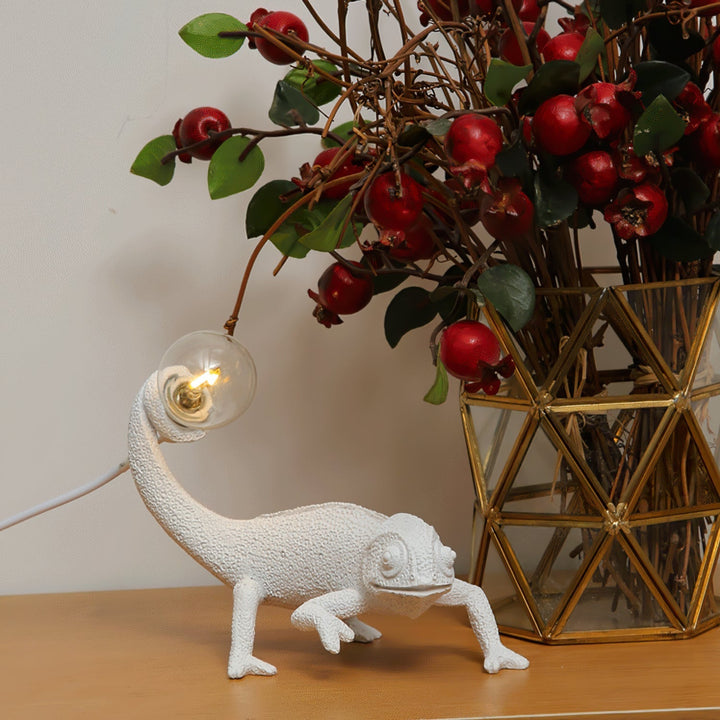 Norvo | CamouGlow – Harpiks Bordlampe med Sjarmerende Kamuflering Detalj