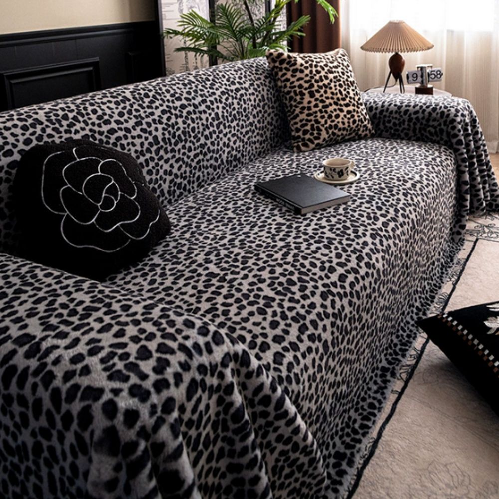 Norvo | Cozy Leopard Print Sofa Cover
