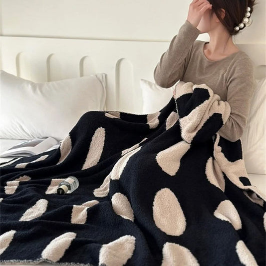 Norvo | Reversibel Prikkete Fleece Teppe for Sofa og Seng