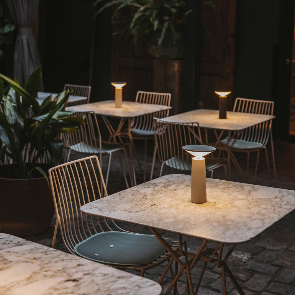 Norvo | FlexiBeam - Moderne LED Bordlampe med Svingbart Hode