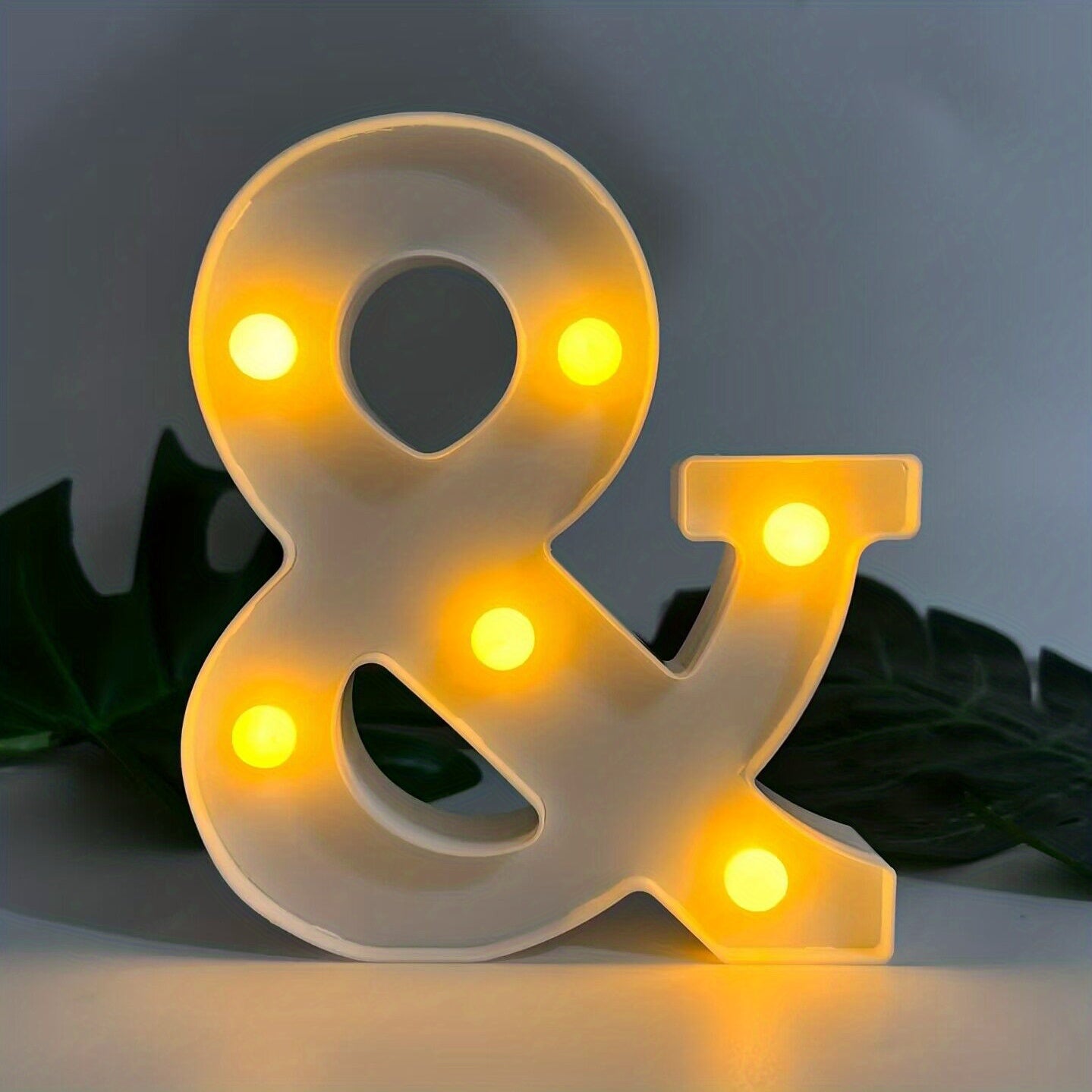 Norvo | LetterGlow - Trådlamp LED Bokstavlampe for Unik Stil