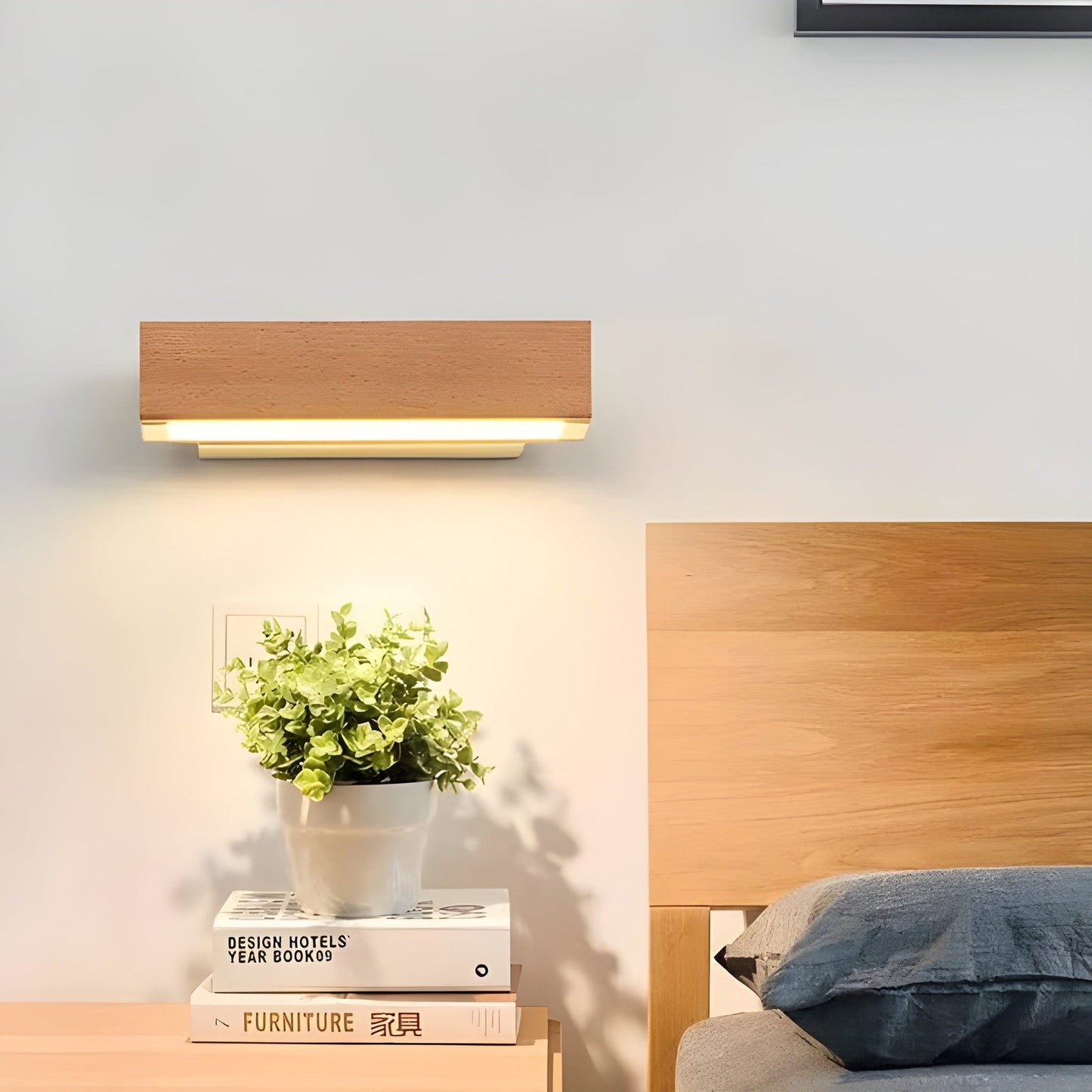 Norvo | Moderne Vegglampe med Treakcent