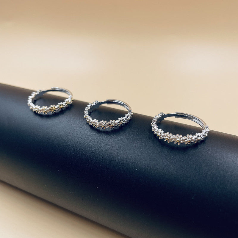 Norvo | Daisy Ring – Justerbar Blomster Ring For Damer