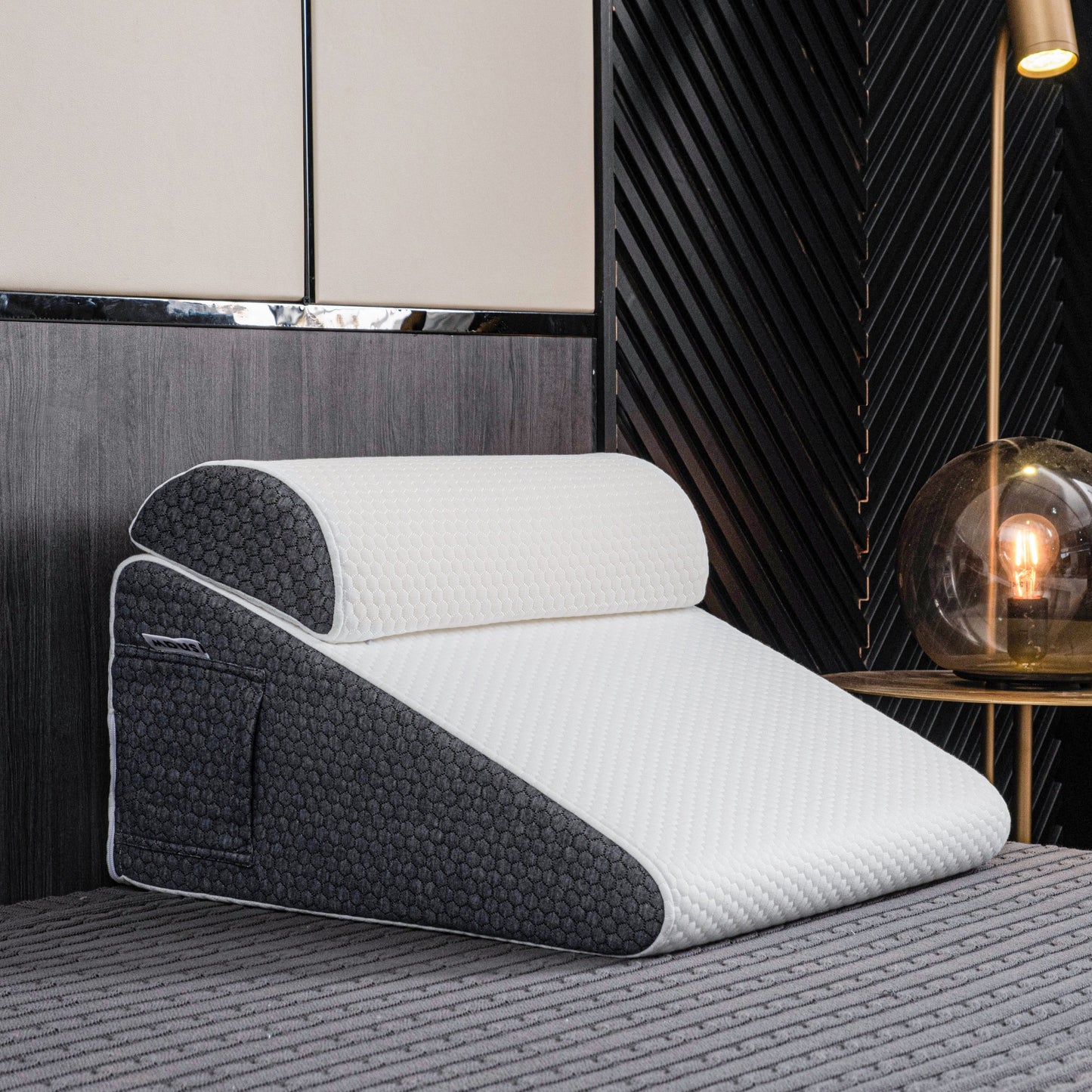 Norvo | Lutad Refluks Vinkel Støttepute | Minne Skum, Hypoallergenisk & Ideell for Rygg- og Side-Sovende