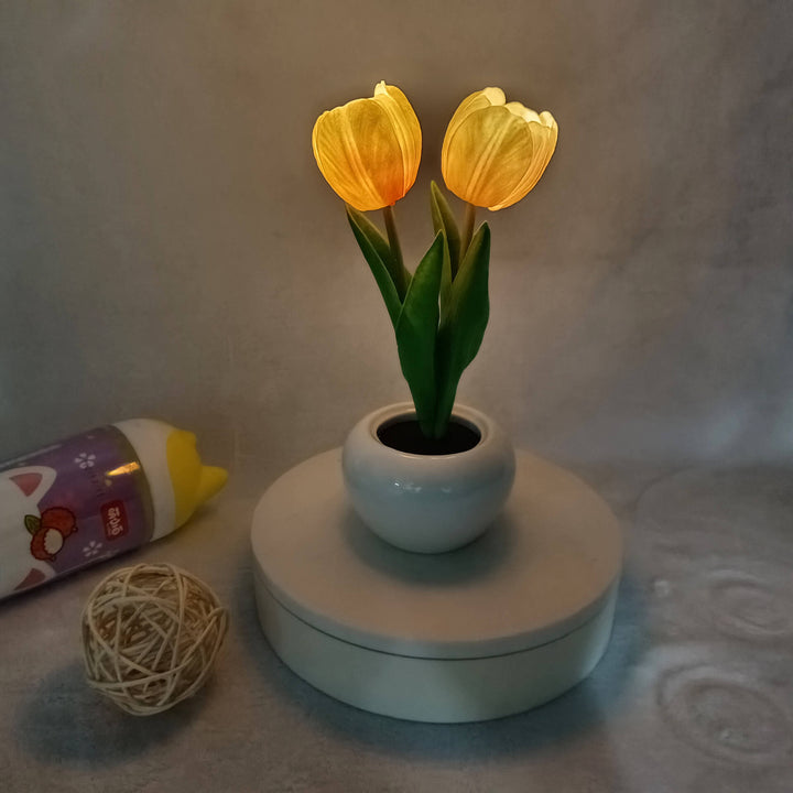 Norvo | Moderne Kreativ Simulering Tulipan Peony LED Nattlys Bordlampe