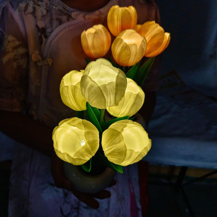 Norvo | Moderne Kreativ Simulering Tulipan Peony LED Nattlys Bordlampe