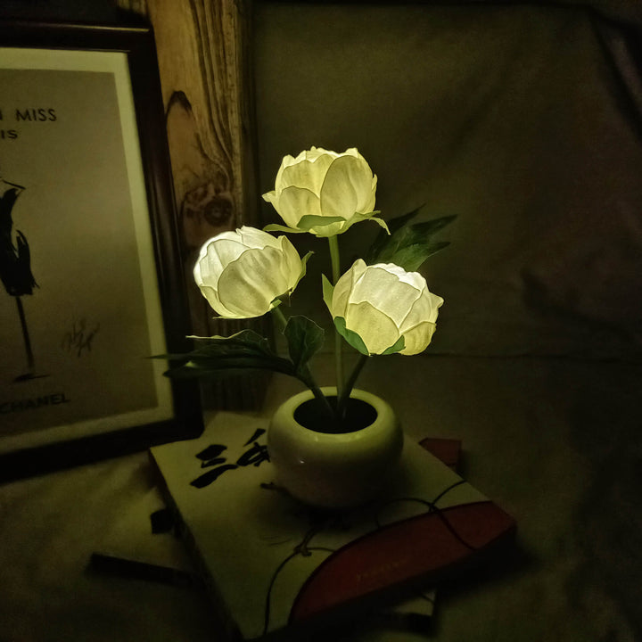 Norvo | Moderne Kreativ Simulering Tulipan Peony LED Nattlys Bordlampe