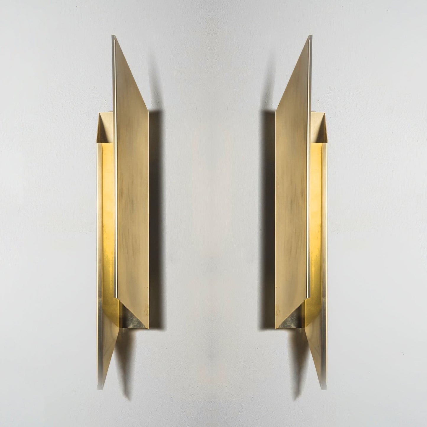 Norvo | Minimalistisk Vegglampe med Designakcent