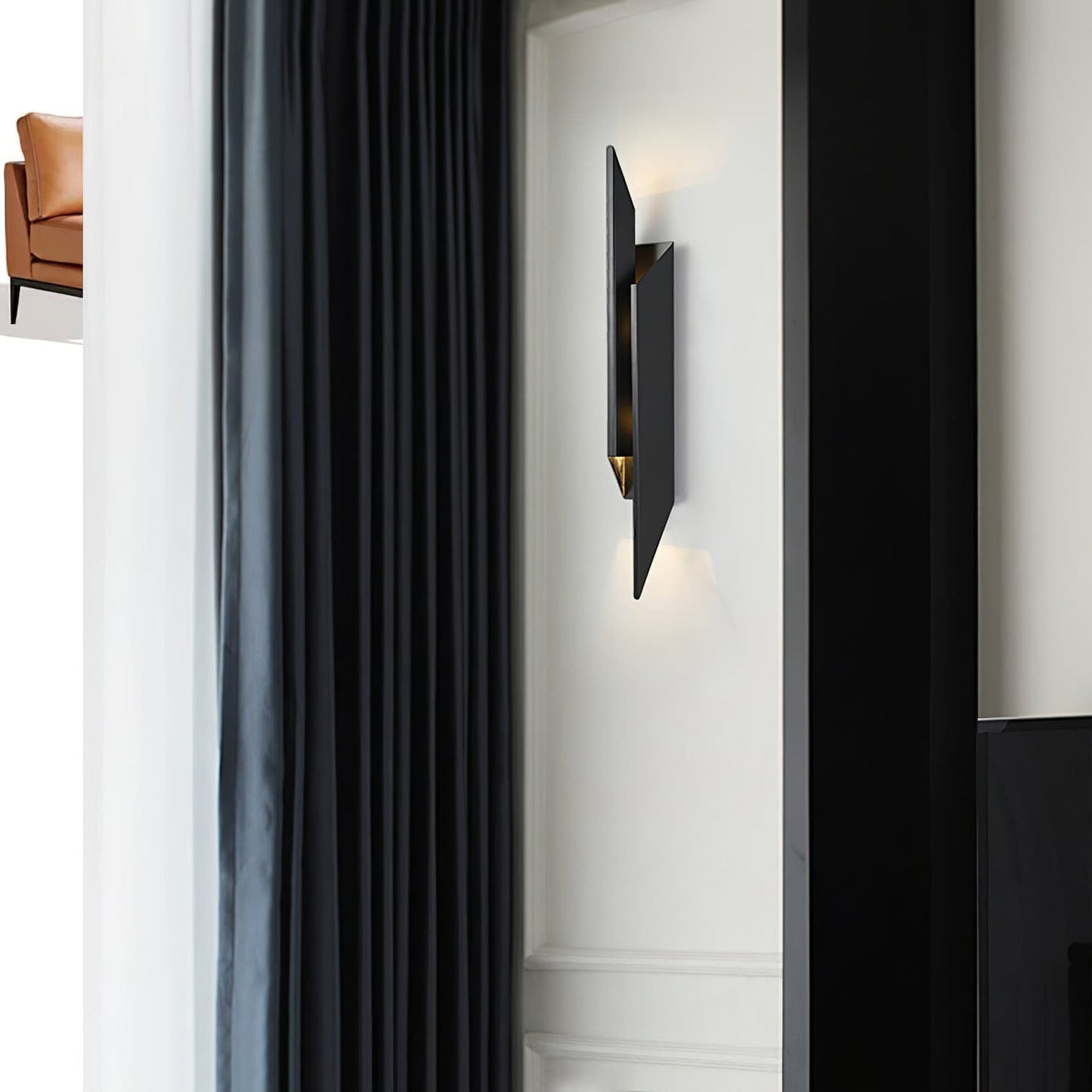 Norvo | Minimalistisk Vegglampe med Designakcent