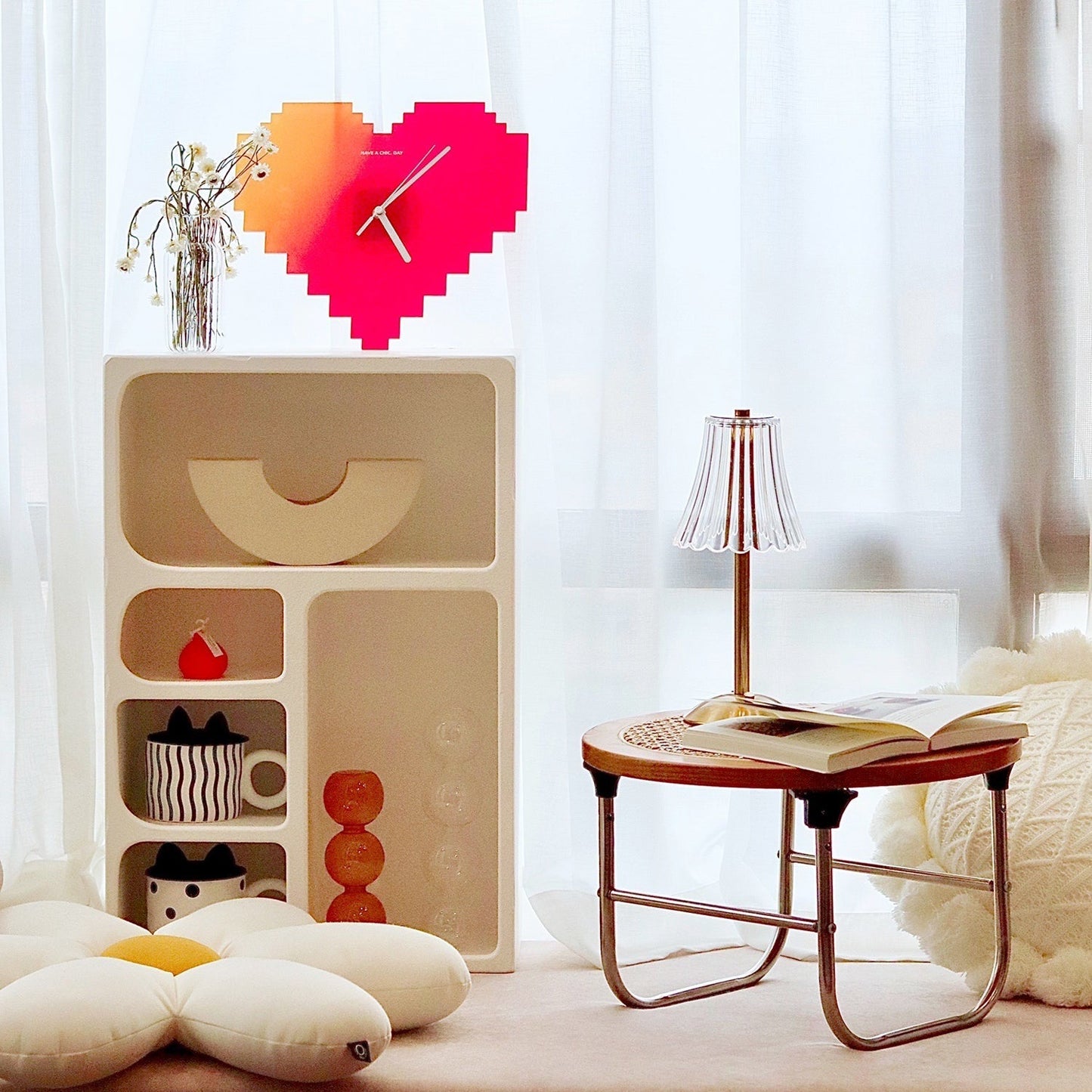 Norvo | RadiantGold – Elegant Bærbar Bordlampe