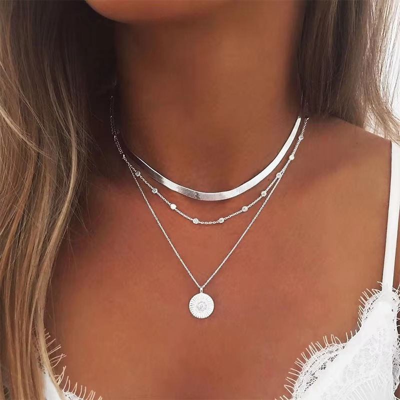 Norvo | Chic Double-Layer Heart & Cuban Link Chain Choker Necklace