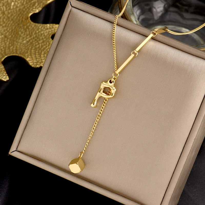 Norvo | Sjarmerende Initialer Bokstav Halskjede