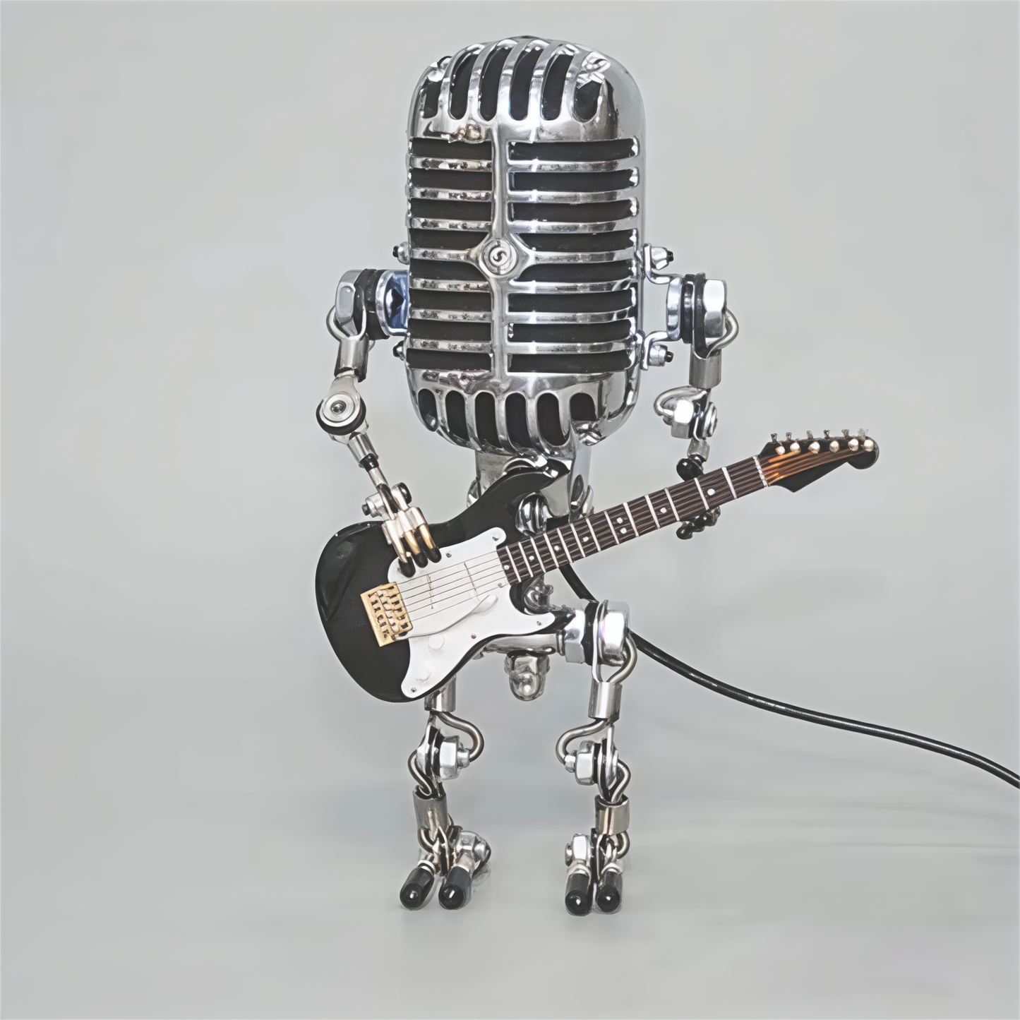Norvo | Bordlampe Robot Skulptur Metall Guitar Lys