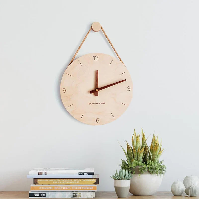 WoodHush Minimalist Veggklokke Norvo