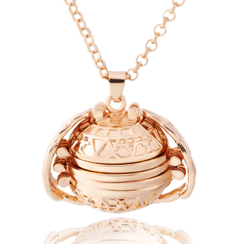 Norvo | Antique Angel Wings Foto Halskjede