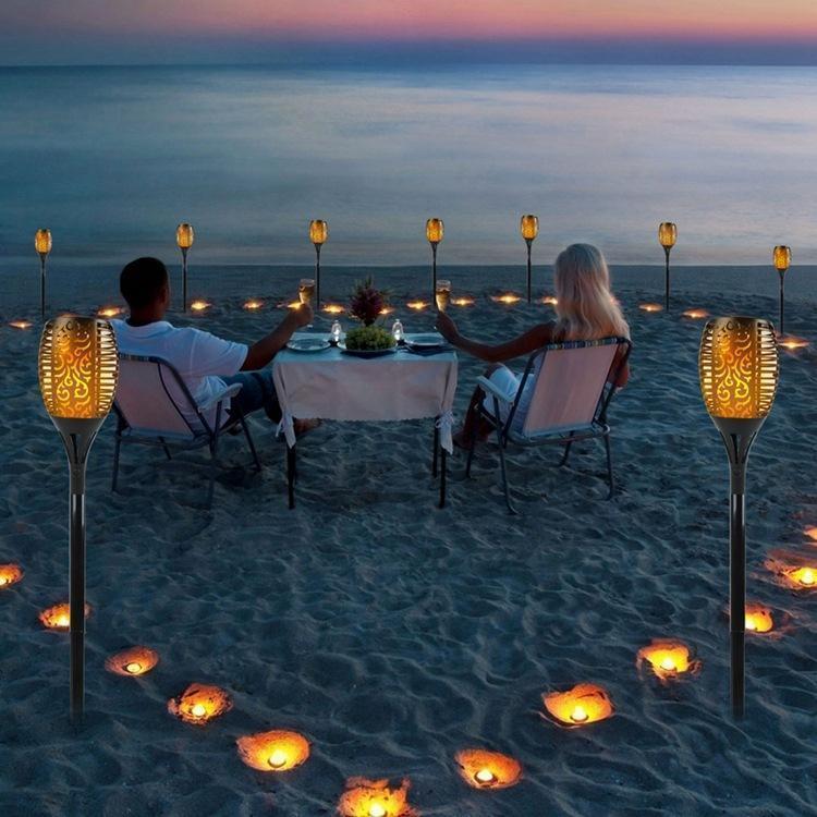 Norvo | LED Solcelle Stiftlys Dansende Flamme