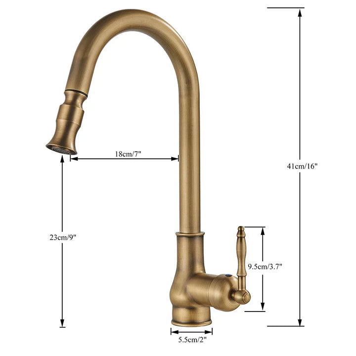 VintageTap – Retro Kjøkkenkran med Messingfinish