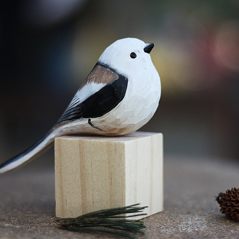 Norvo | NordicFeathers - Elegante Treskulpturer av Fugler