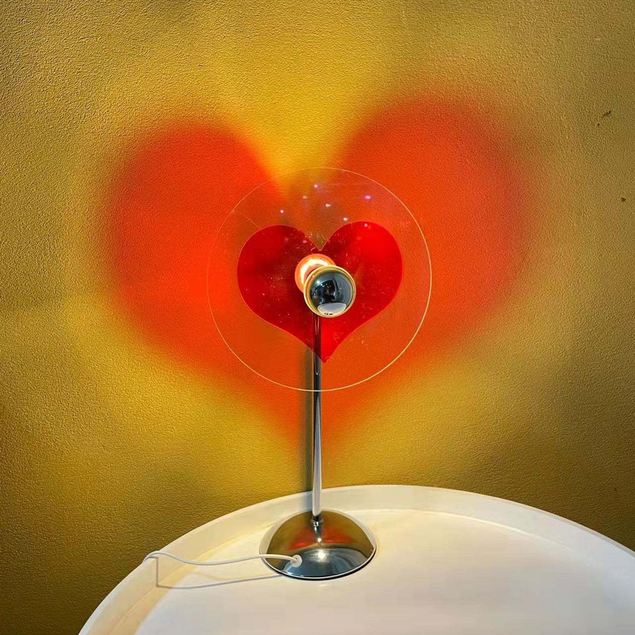 Norvo | LoveGlow – Elegant Bordlampe med Oppladbar LED