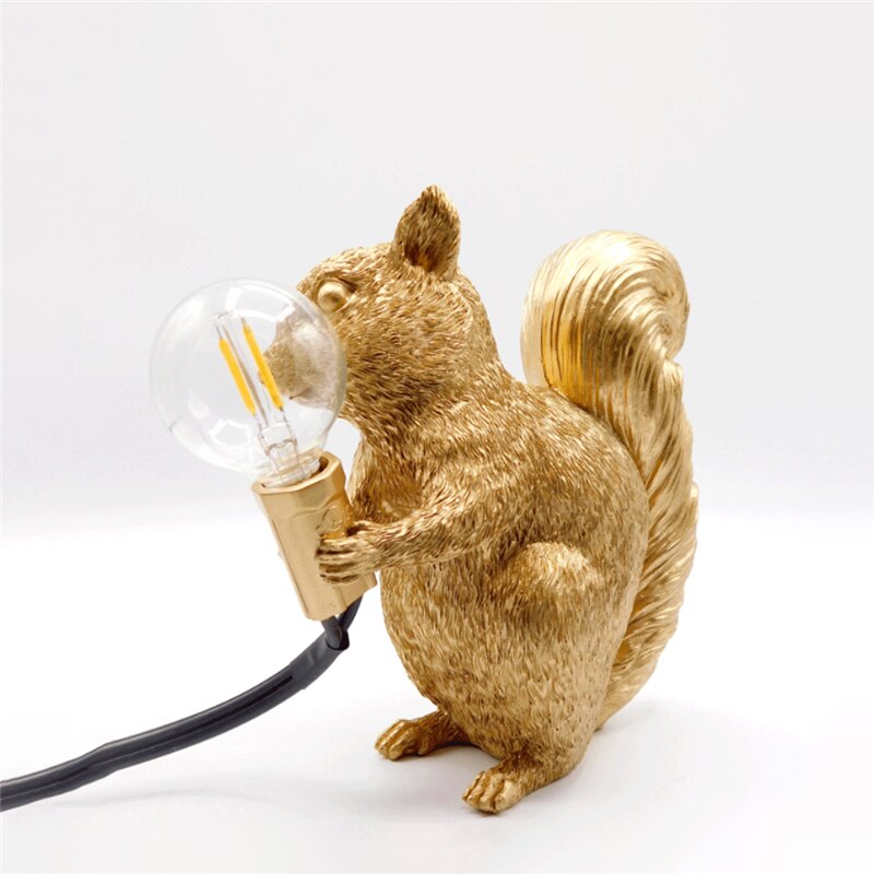 Norvo | SquirrelBright Nordisk Eikelampe | Designer Dekor | LED Stemningslys | Perfekt for Hjemmet