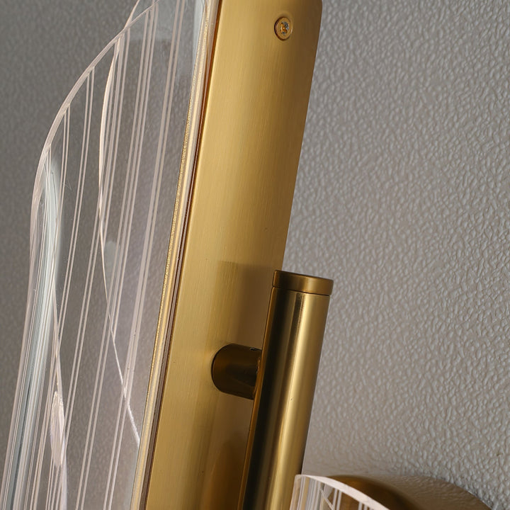 Norvo | CrystalAura – Funklende Krystall Vegglampe for Glamourøs Touch
