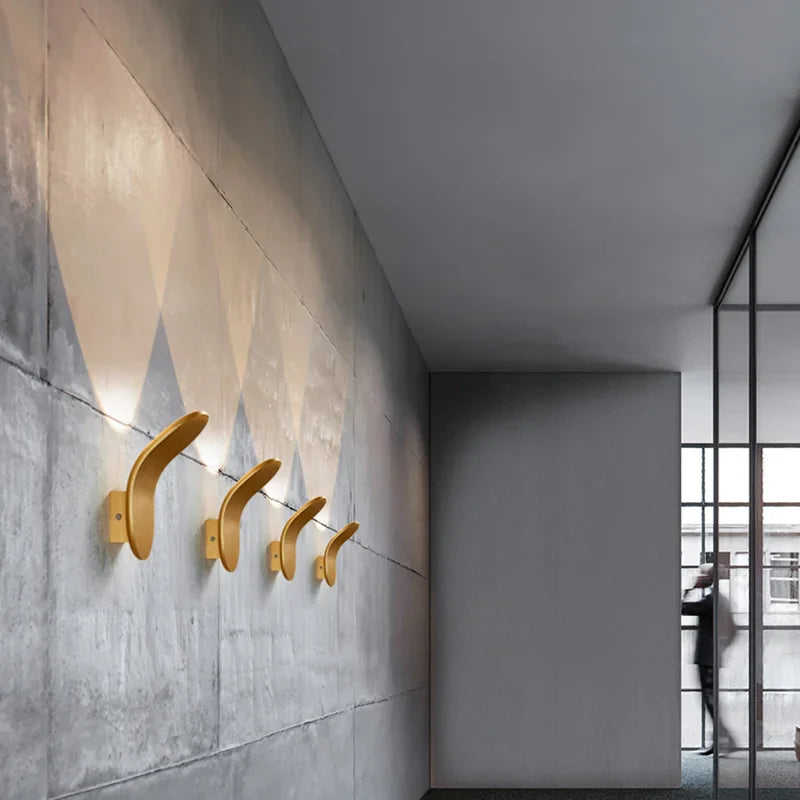 Norvo | SkandiGlow Vegglampe | LED Skateboard Design | Moderne & Kreativ