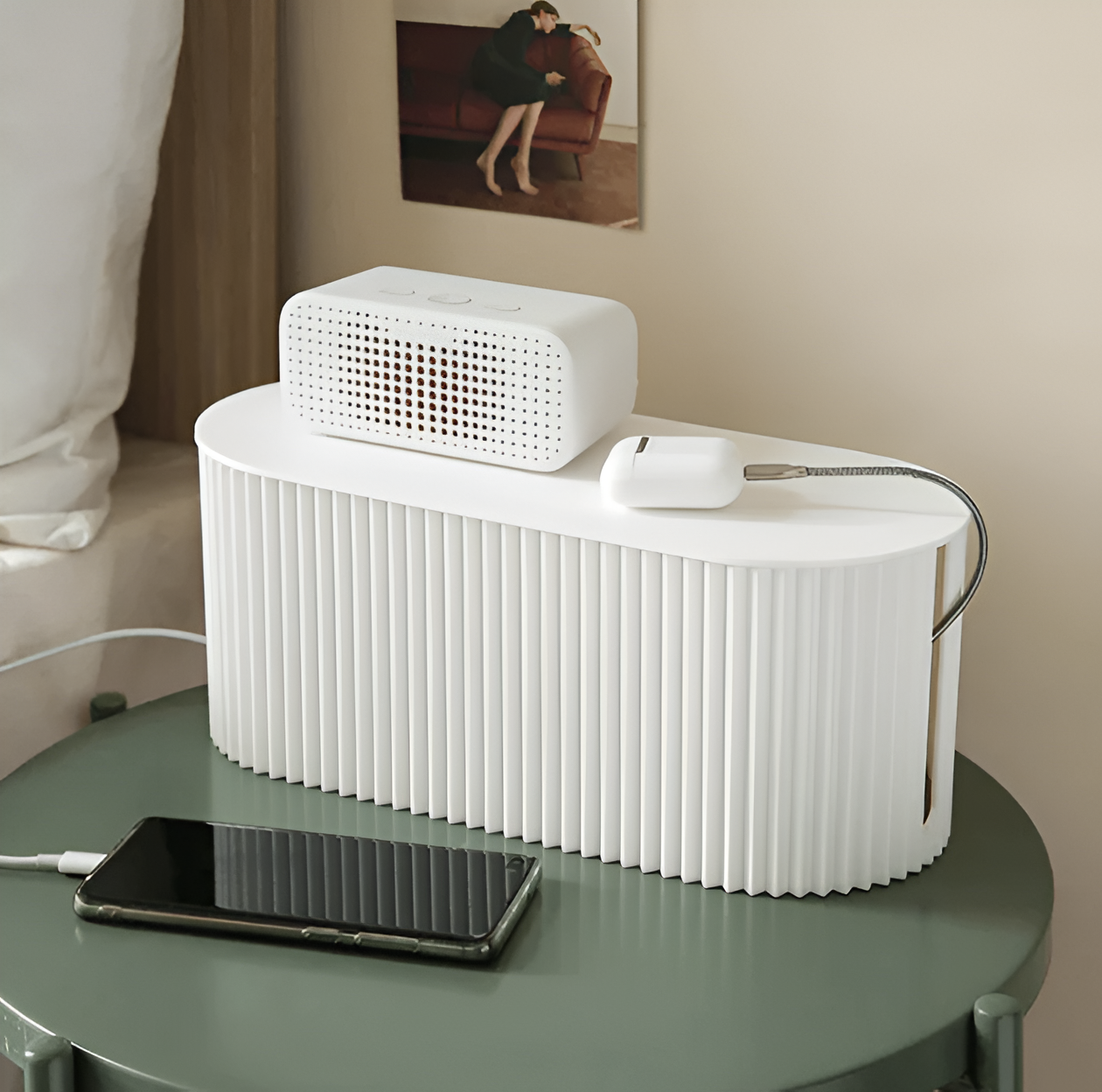 Norvo | Elegant Kabel Organizer Boks – Minimalistisk Kabeloppbevaring i Myke Makaronfarger