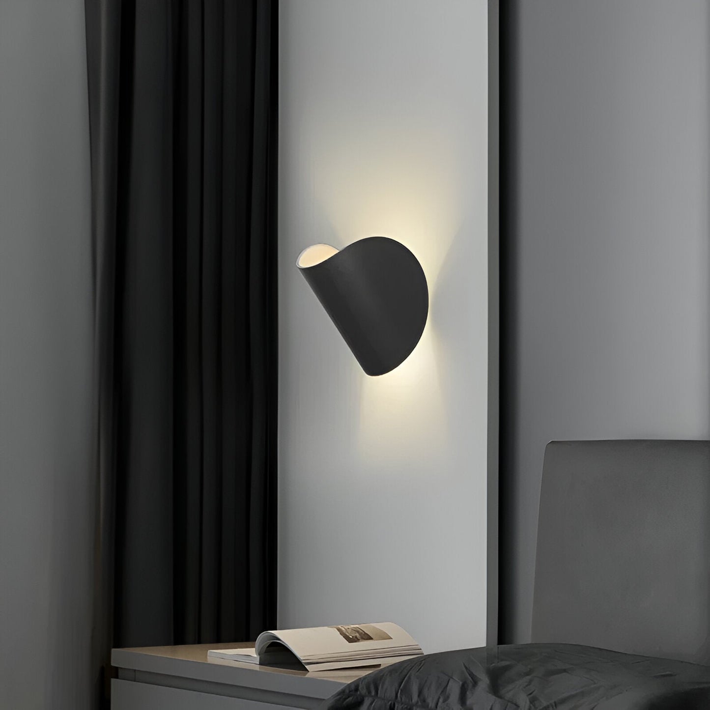 Norvo | Twist Vegglampe - Rotérbar Metall Vegglampe - Kurve Veggsconce