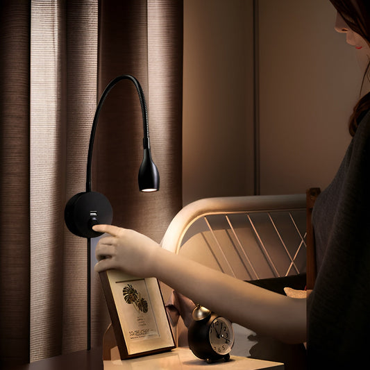 Norvo | TouchGlow - 2-i-1-Swan-neck vegglampe med USB-lader for koselige lese kvelder