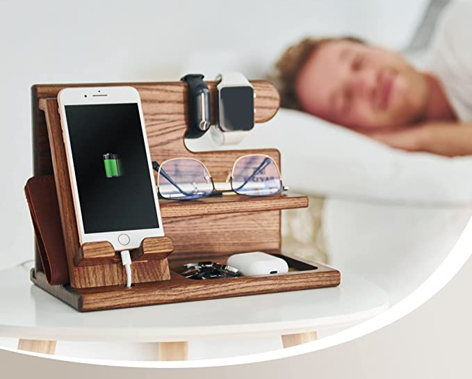 WoodDock – Stilig Tre Organizer for Enheter Norvo