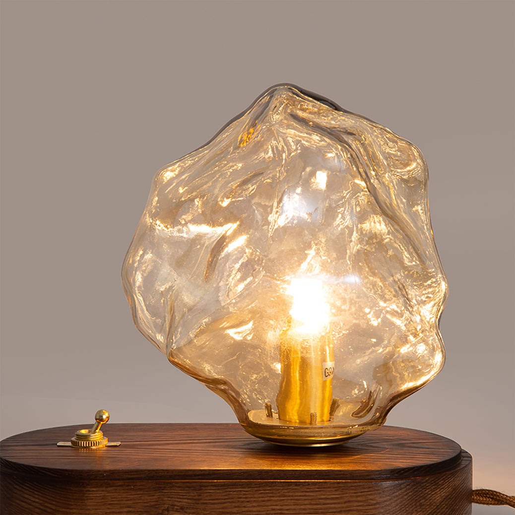 Norvo | RusticLume – Amber Glass og Tre Bordlampe