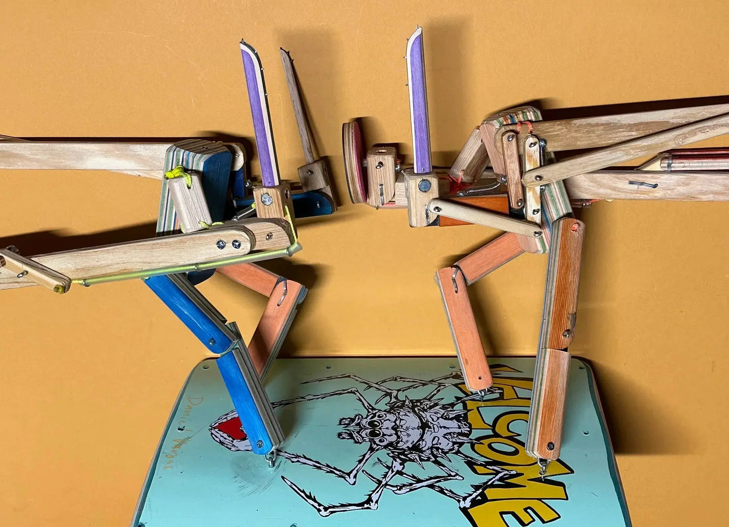 Norvo | Interaktivt Tre Ballong Kamp Spill