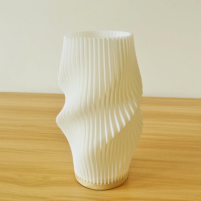 Norvo | CharmAura - Sofistikert Krembordlampe