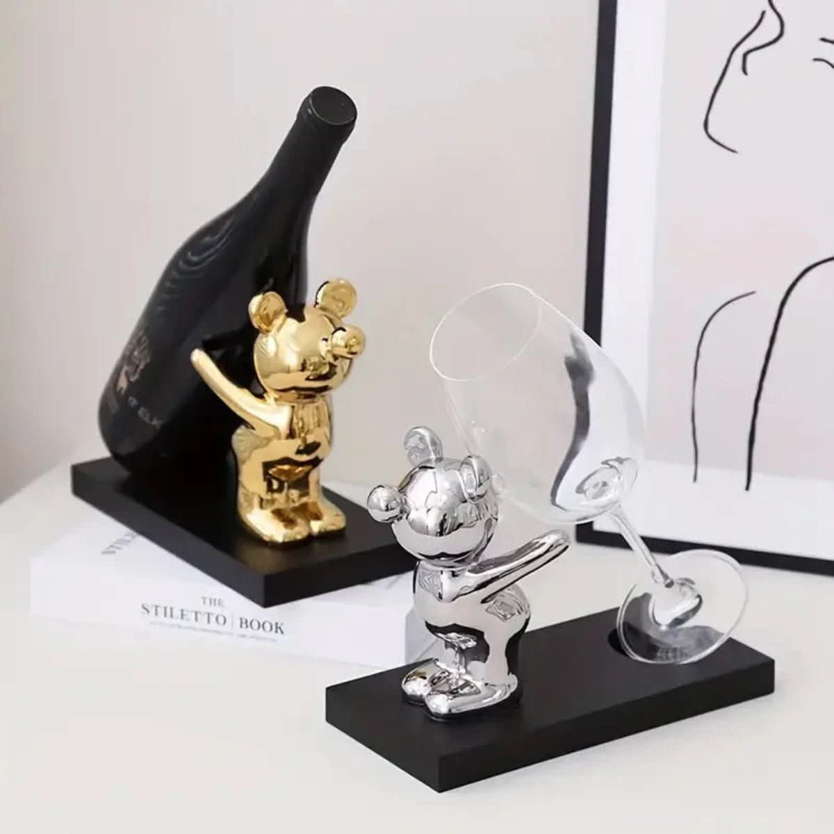 Norvo | Leken keramisk vinholder i bjørndesign for stilfull oppbevaring av flasker