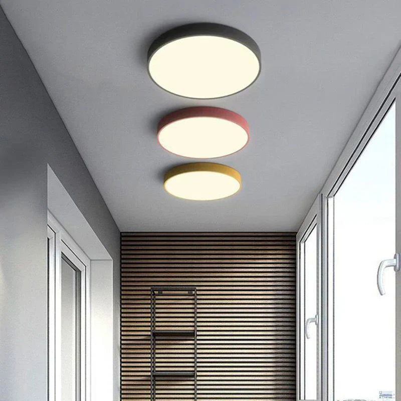 Norvo | SpectraStyle - Fargerik Lampe