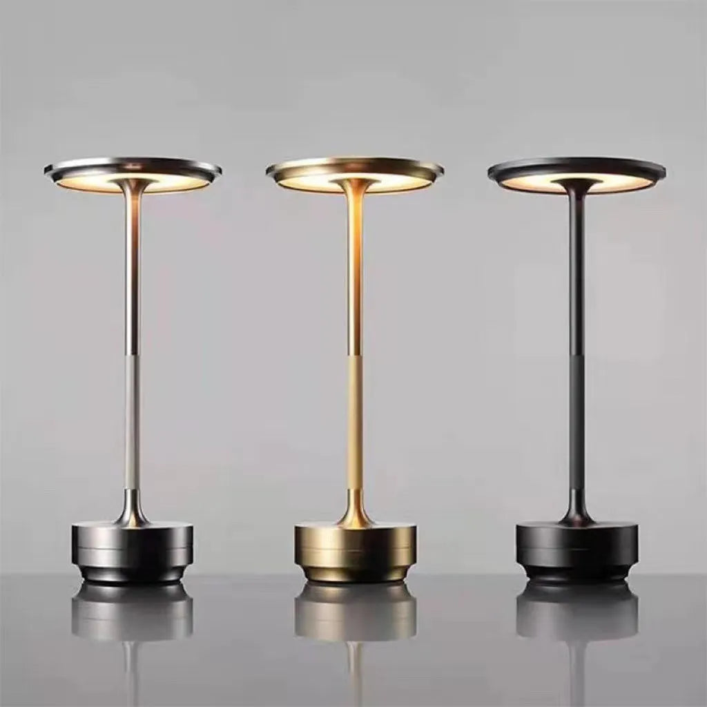 Dimmbar industriell stil bordlampe – justerbar LED-lampe for stue og kontor | Norvo