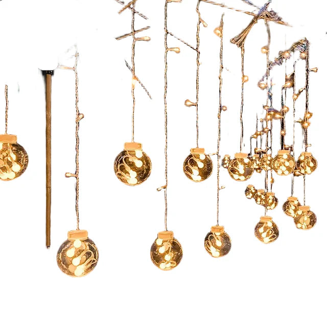 Norvo | Skap en magisk atmosfære i hagen din med vår vanntette LED-garland.