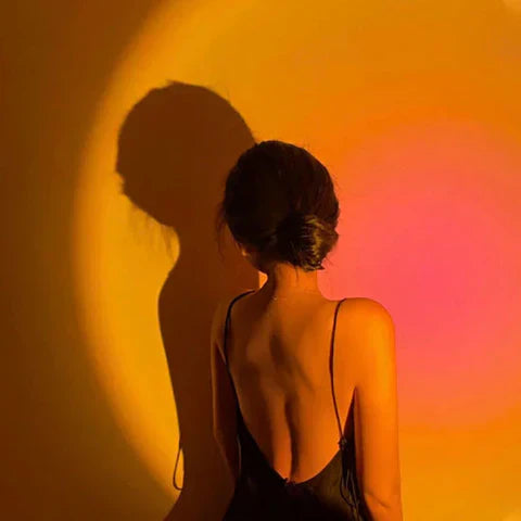 Norvo | GlowDusk – Solnedgangslampe med justerbare farger og vinkler