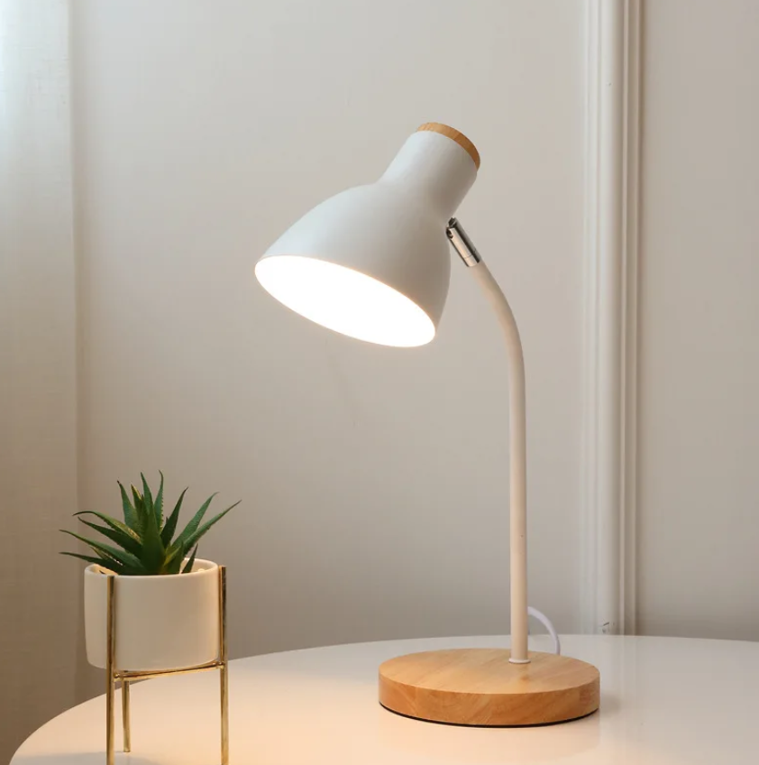 Norvo | å sette på i tre og farget metall - Designbelysning for kontor og interiør