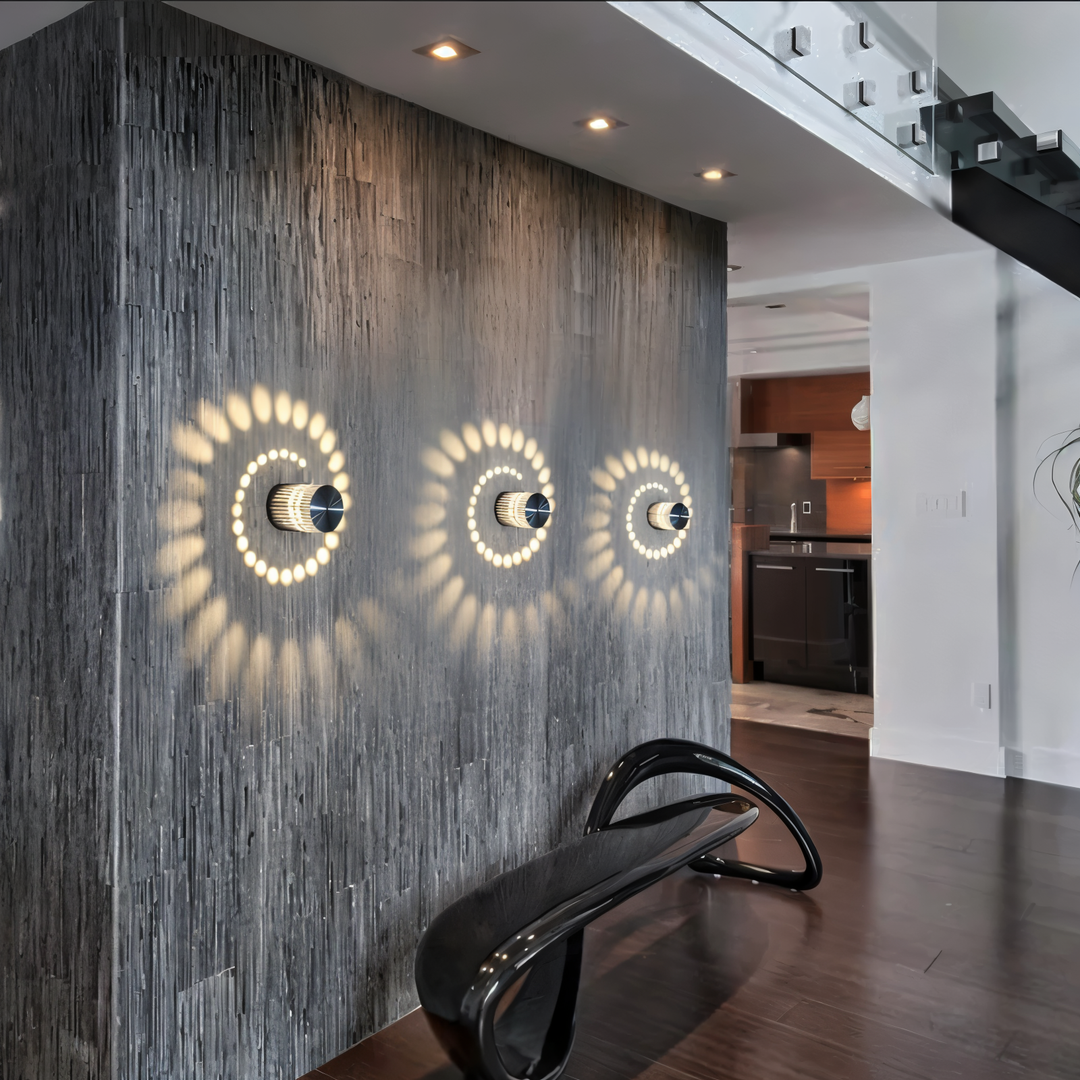 Norvo | LuminBlast LED Vegglampe – Fargerik Spiral Sylinder Vegglampe for Moderne Innendørs Belysning