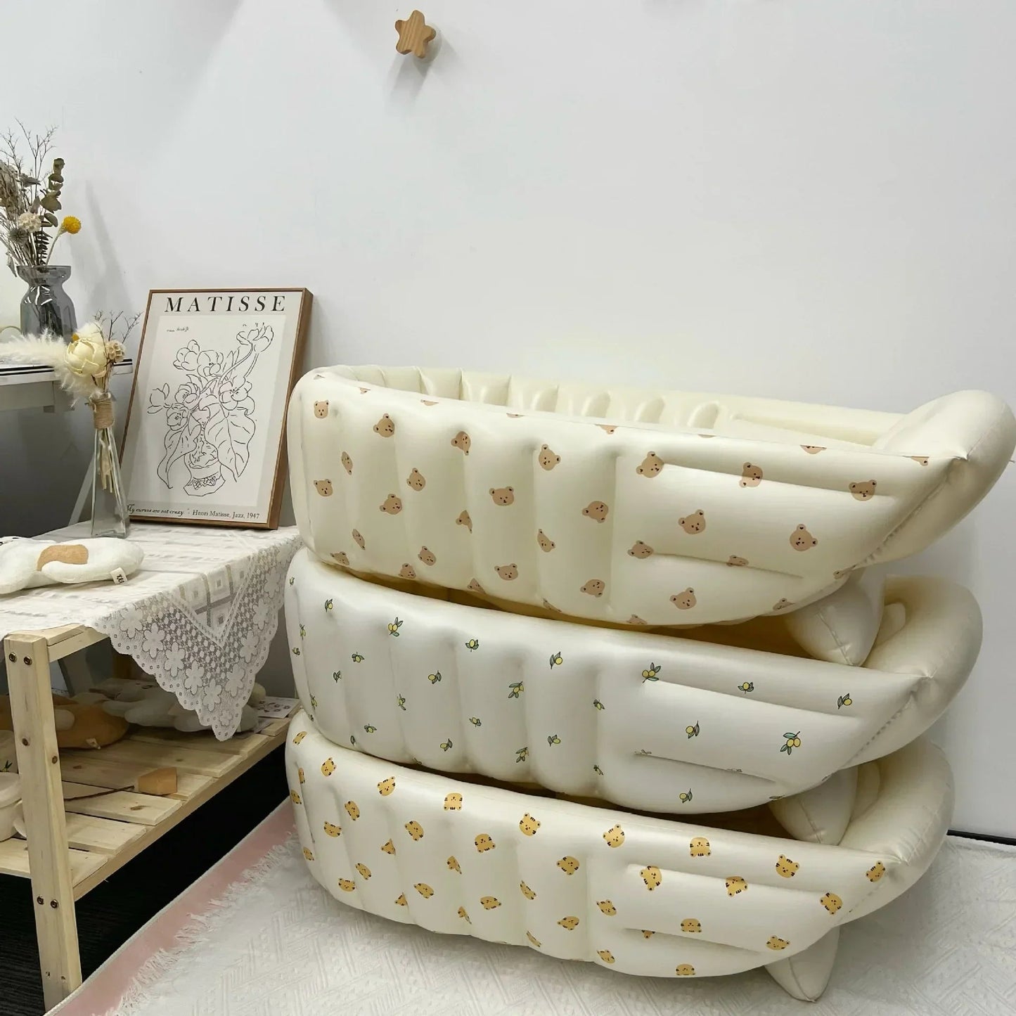 Norvo | LumoNest Babybadekar | Oppblåsbar, 0-3 år, 82 x 57 x 28 cm – Bekymringsløst og komfortabelt badeglede overalt