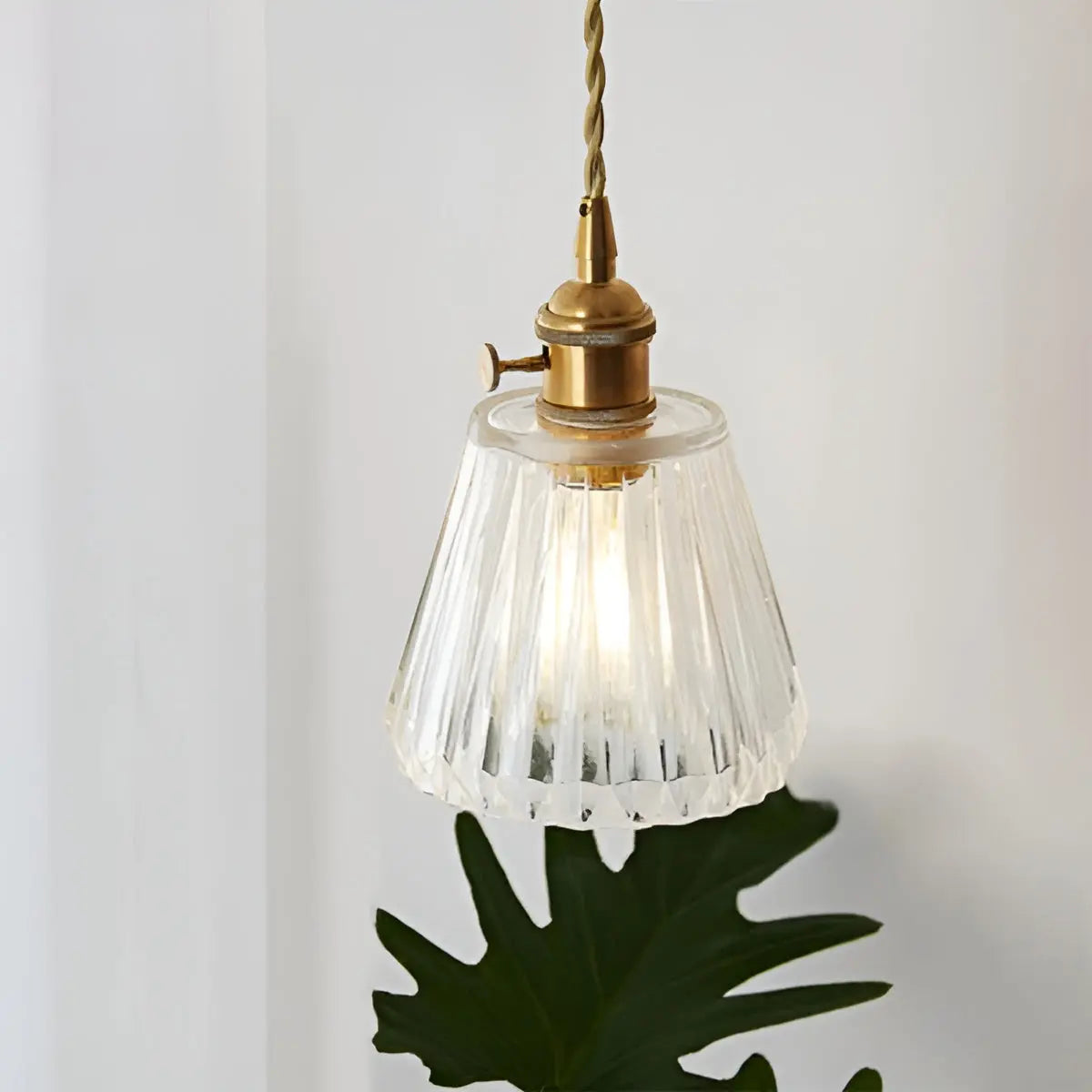 Norvo | Nordic Luxe LED Kronelys: Raffinert Eleganse for Ethvert Interiør