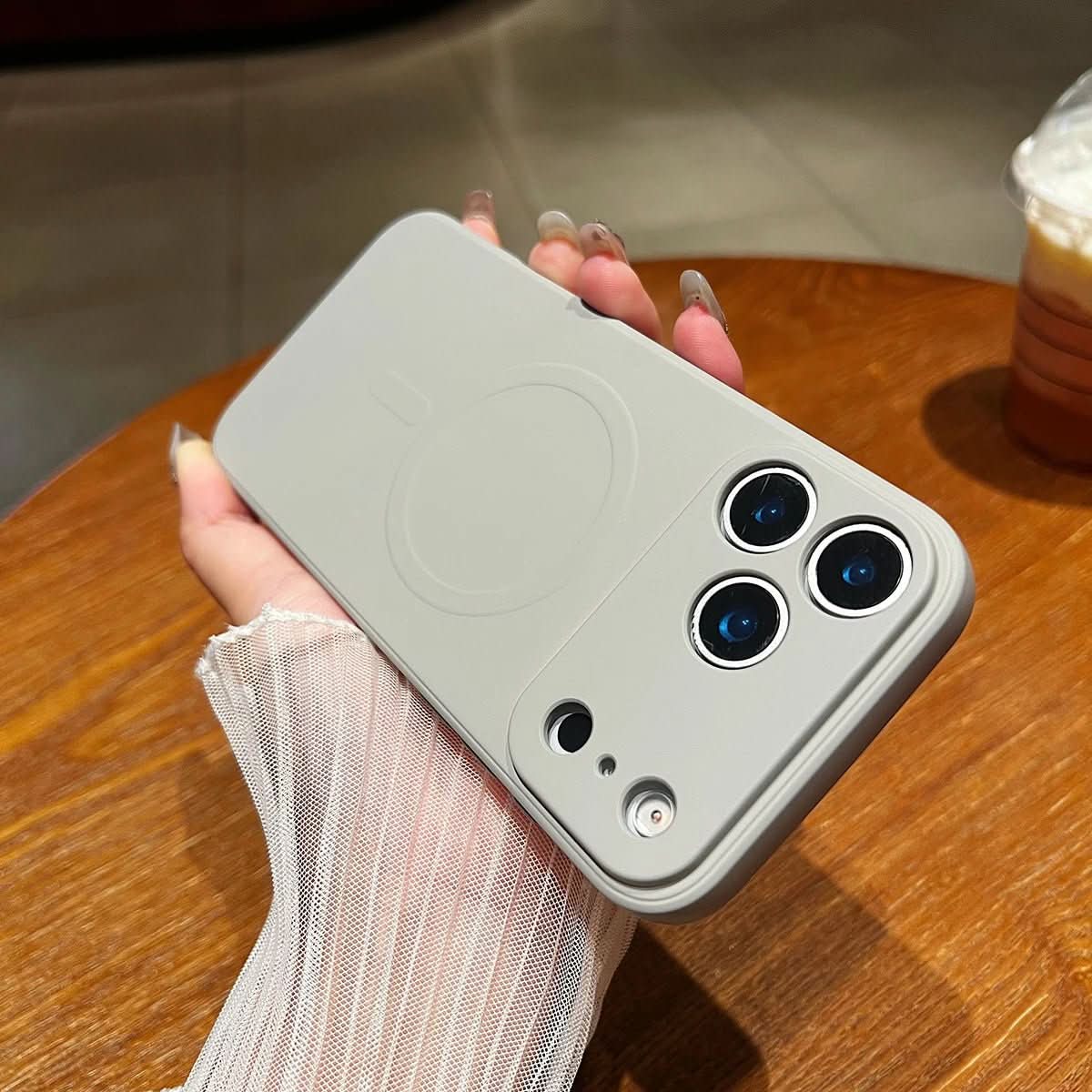 Norvo | Magnetisk myk silikonetui for iPhone 17-serien